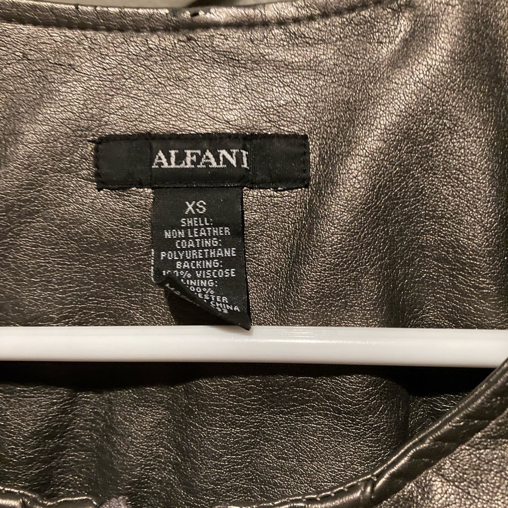 Jacket - Picture 3 of 3